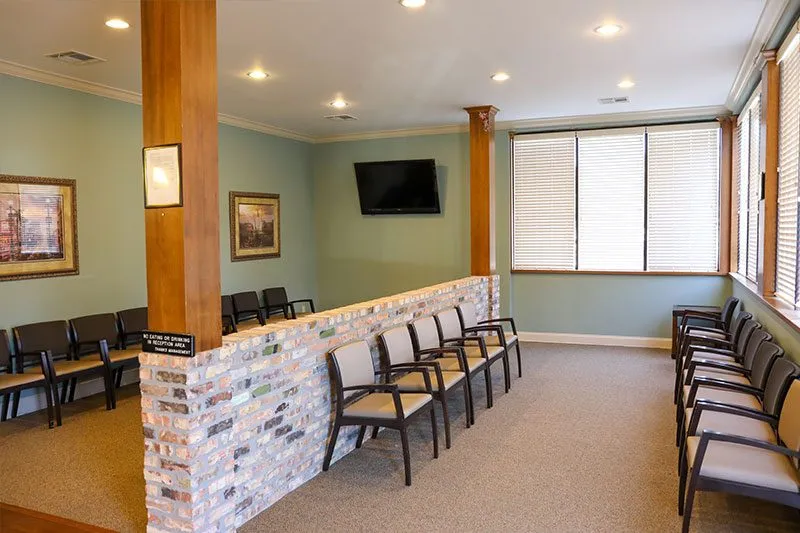 Dental technology and office interior at Louisiana Dental Center Chalmette
